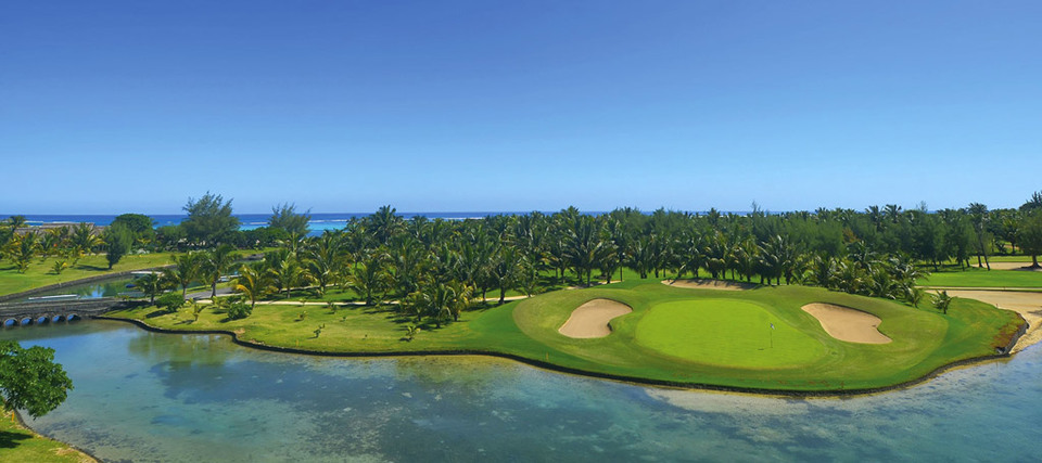 Paradis Beachcomber Golf Resort & Spa